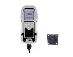 KABLOLU EL KUMANDASI EKRANLI 12-24 V HC020